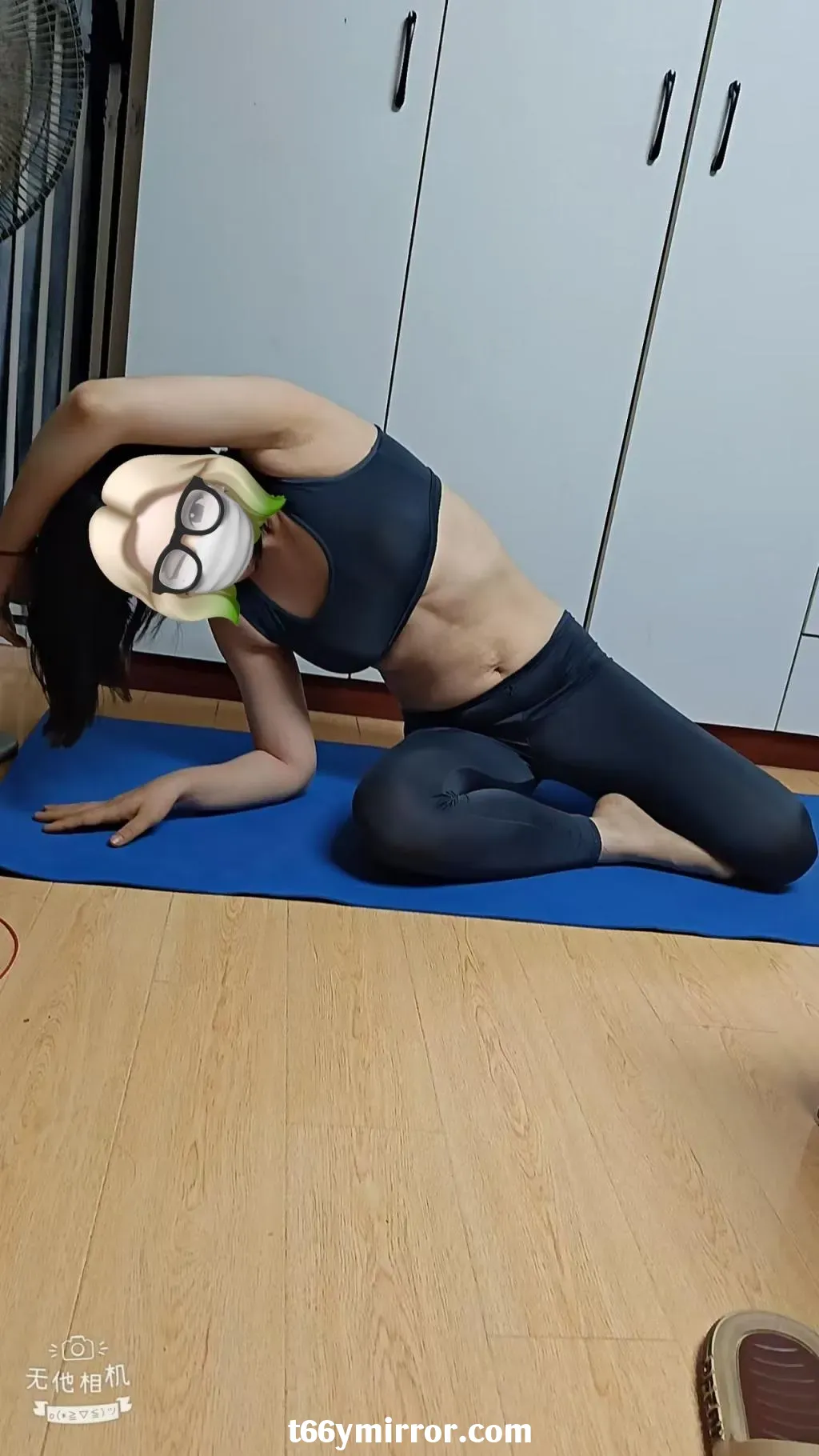 1 (2)