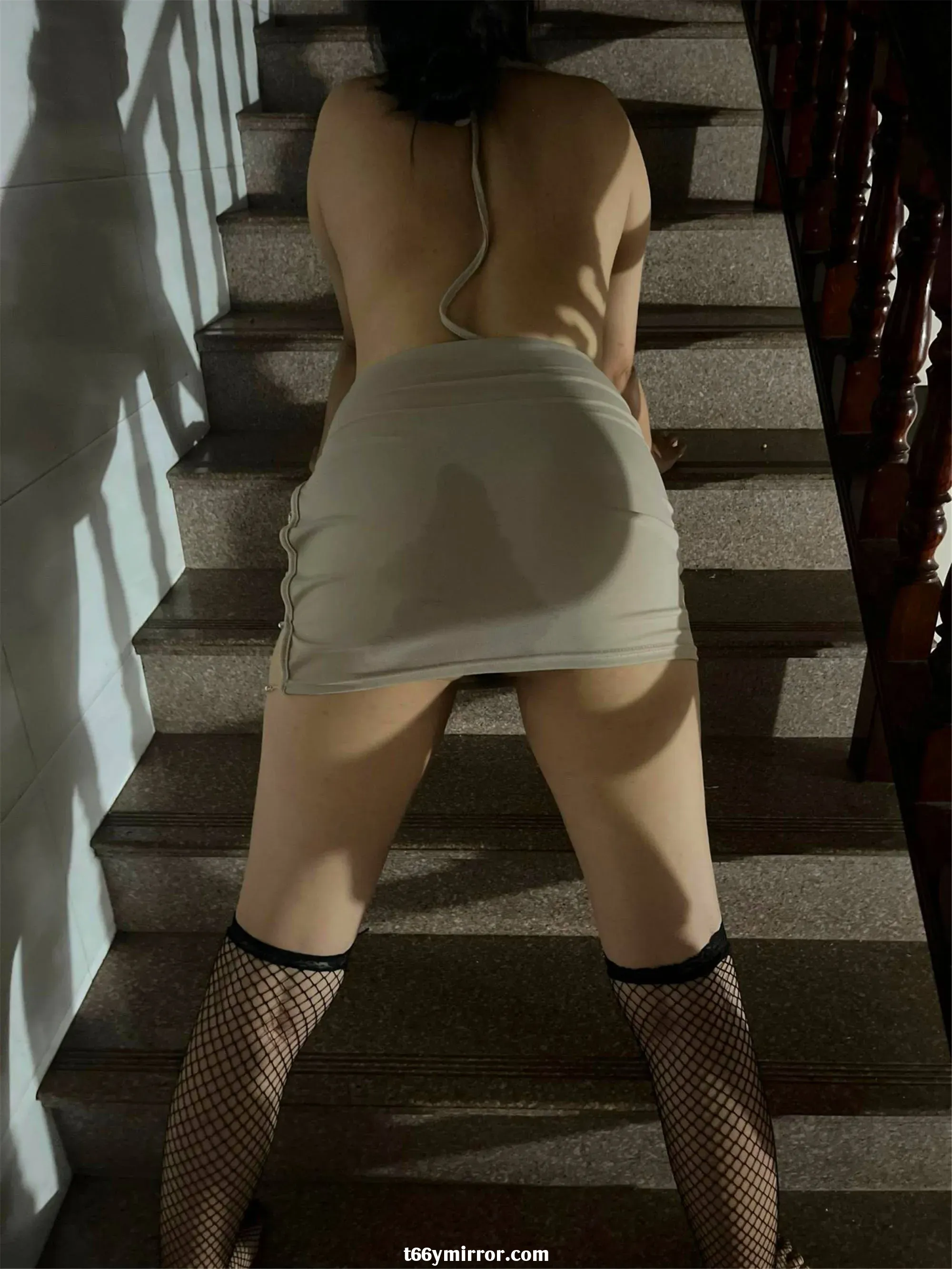 1 (34)