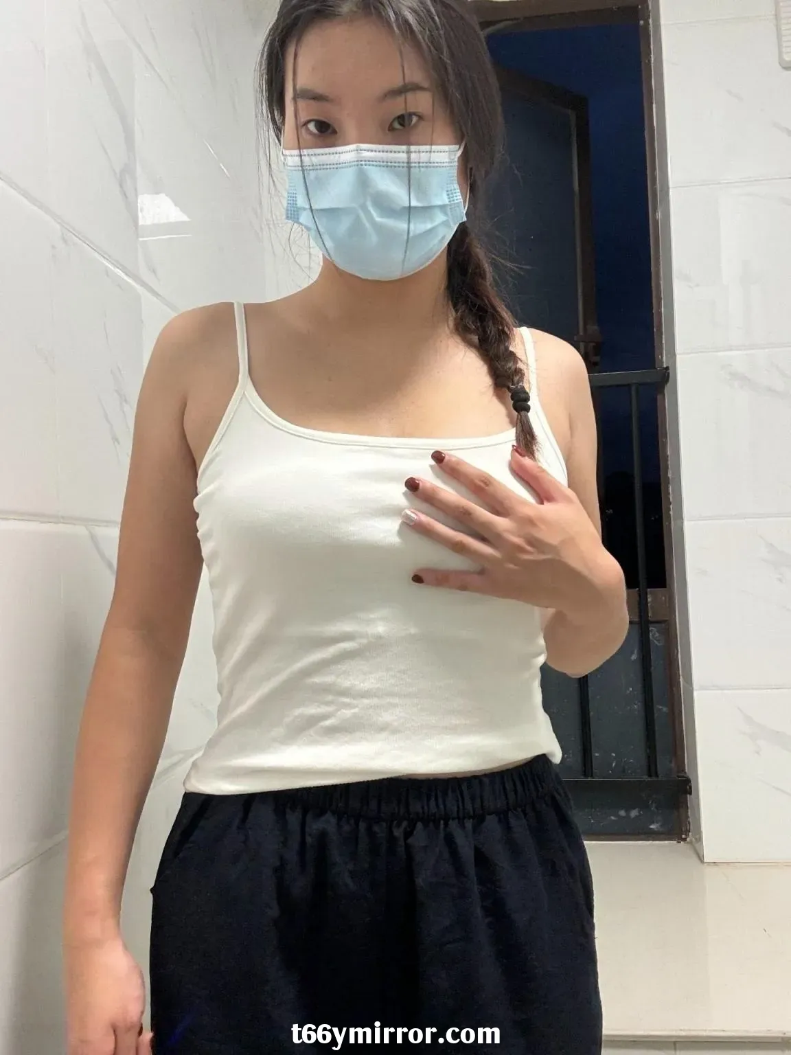 1 (73)