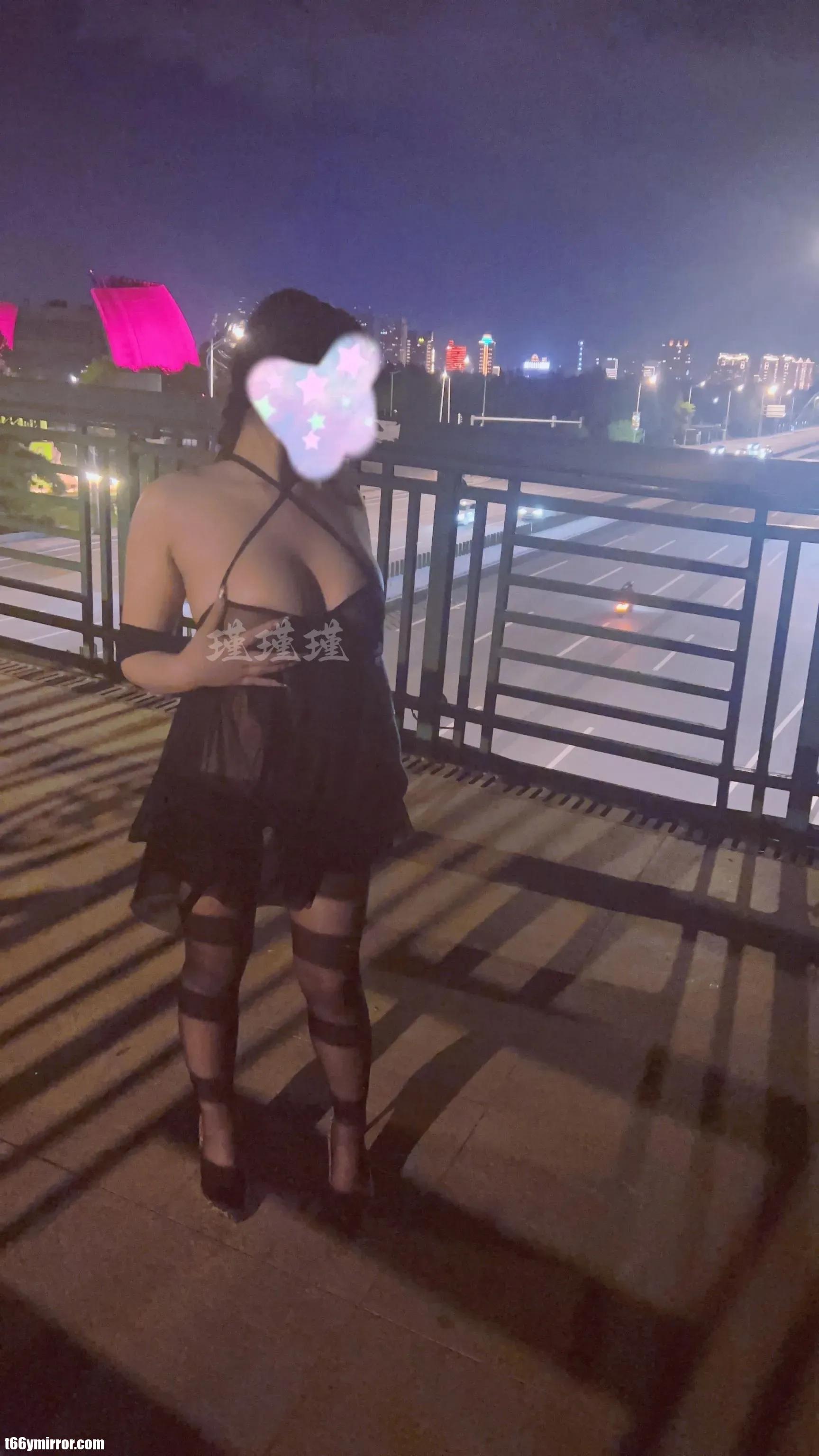 1 (51)