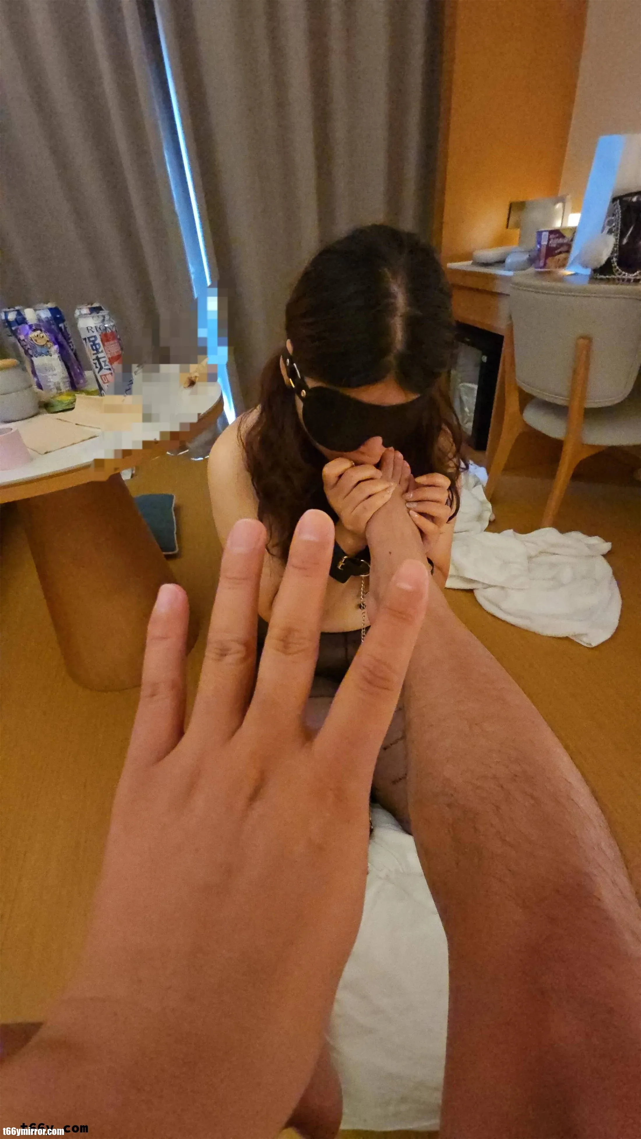 1 (22)