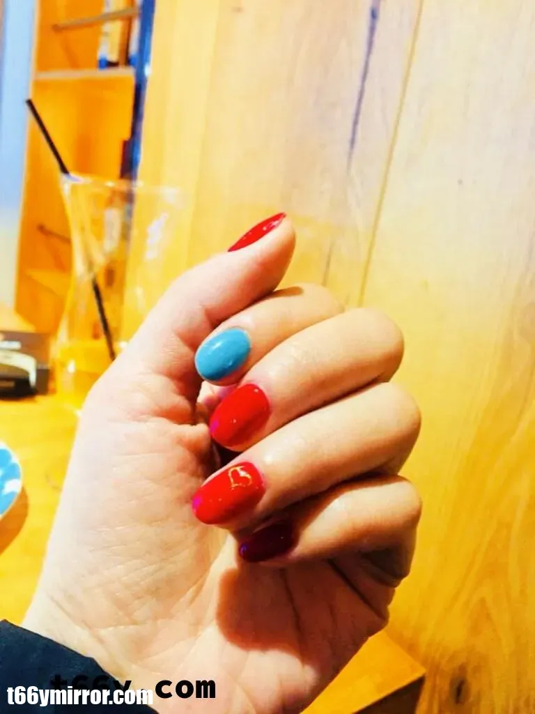1 (21)