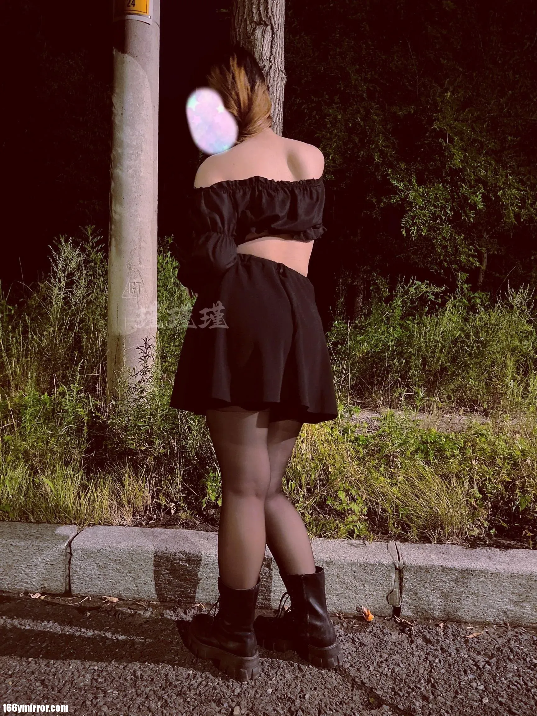 1 (3)