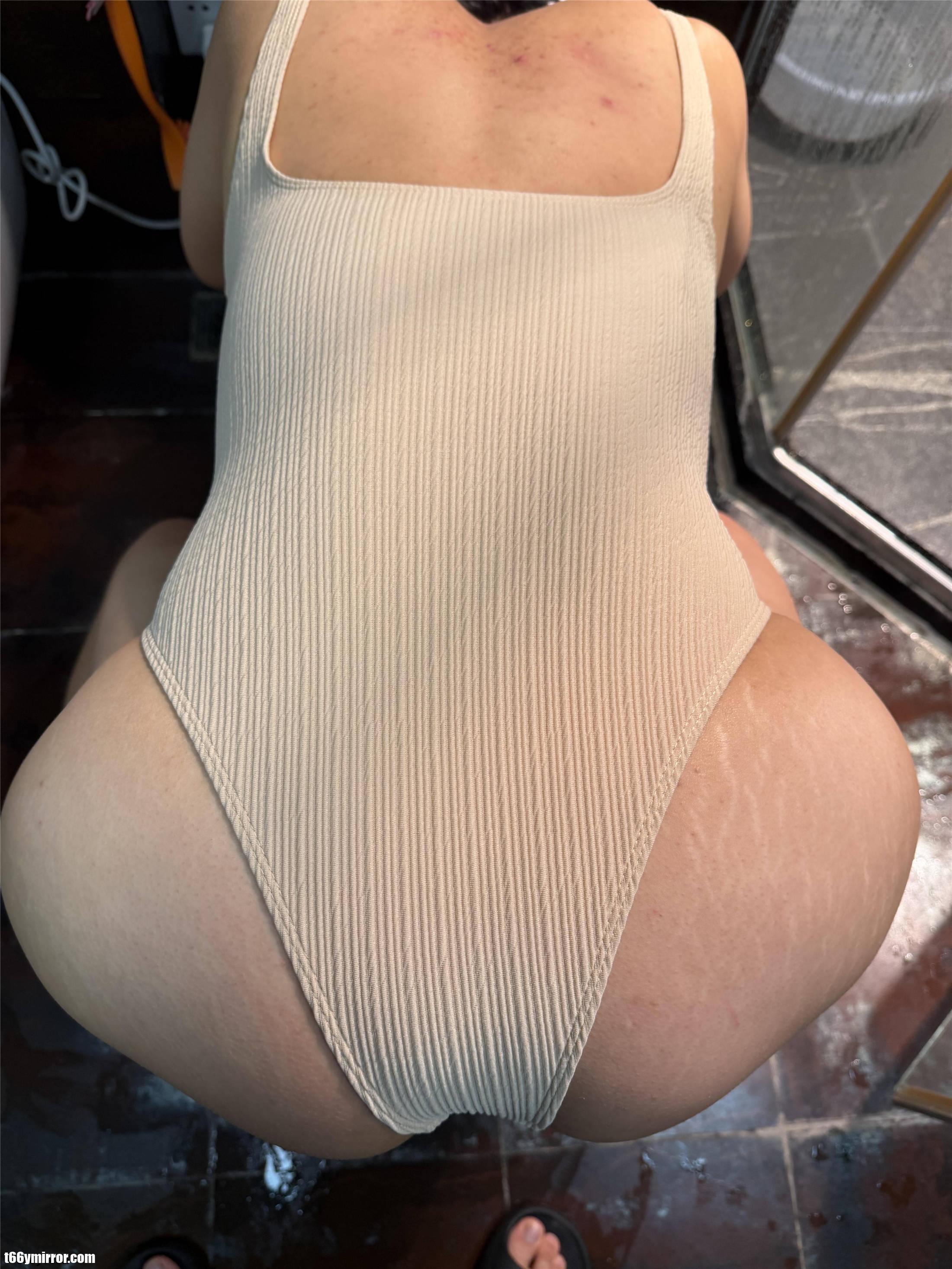 1 (4)