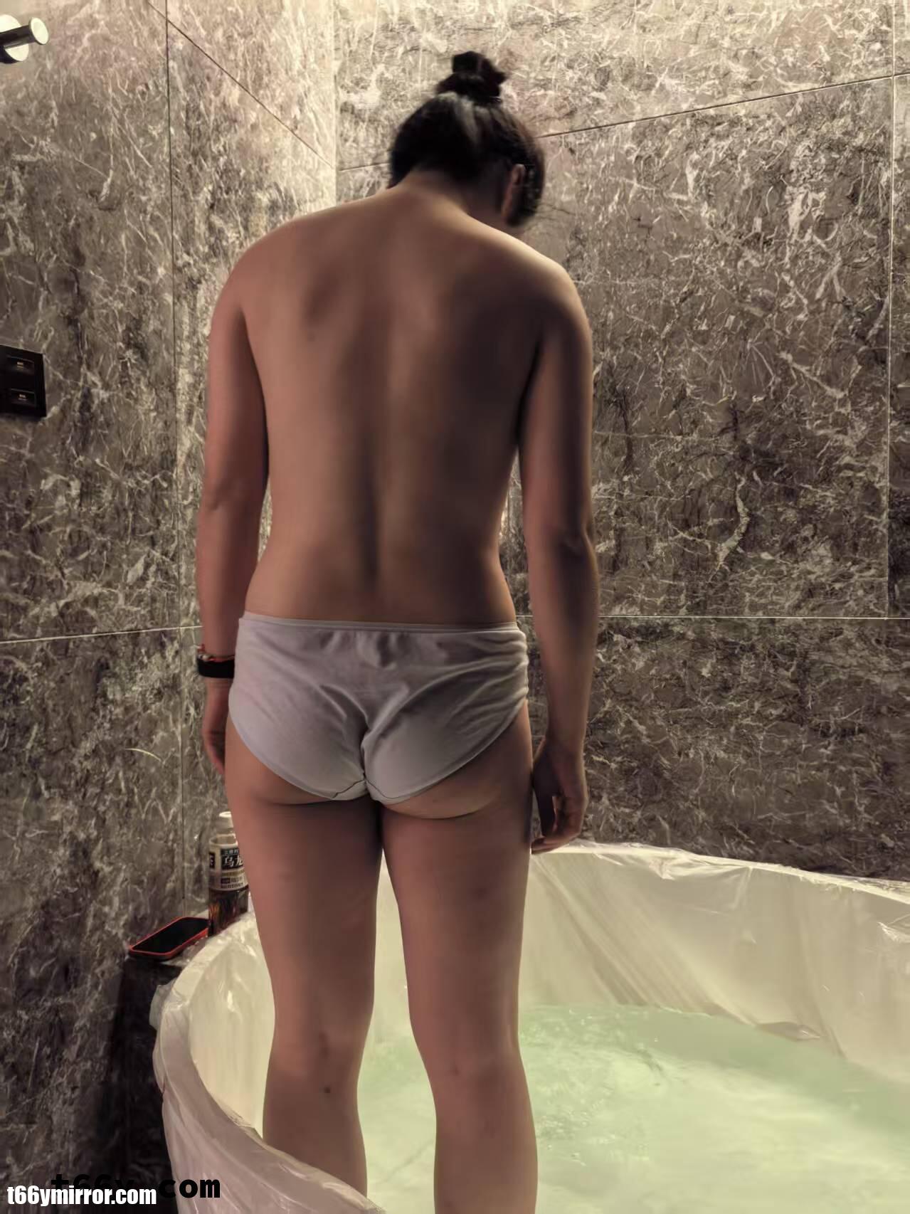 1 (20)