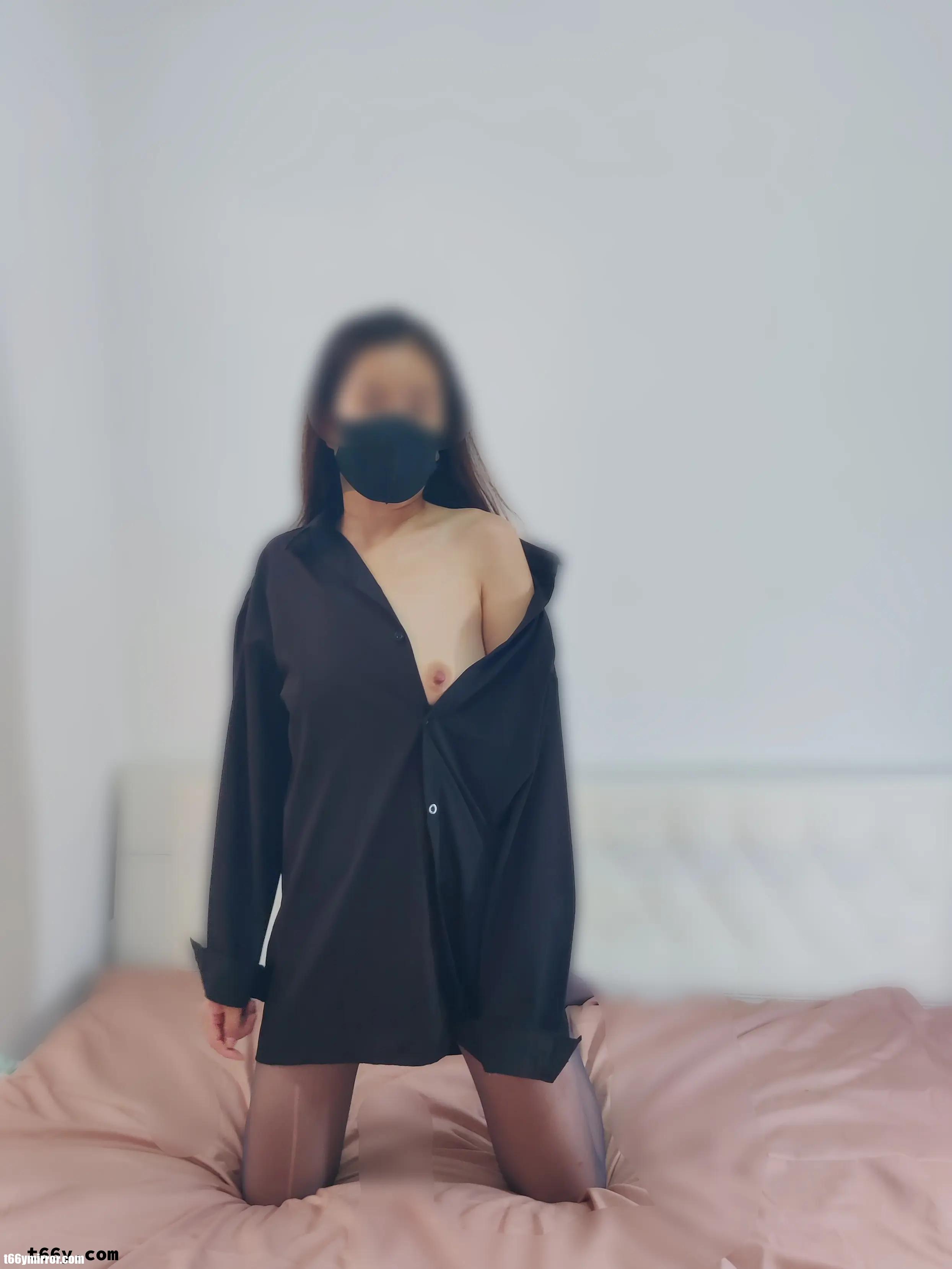1 (27)